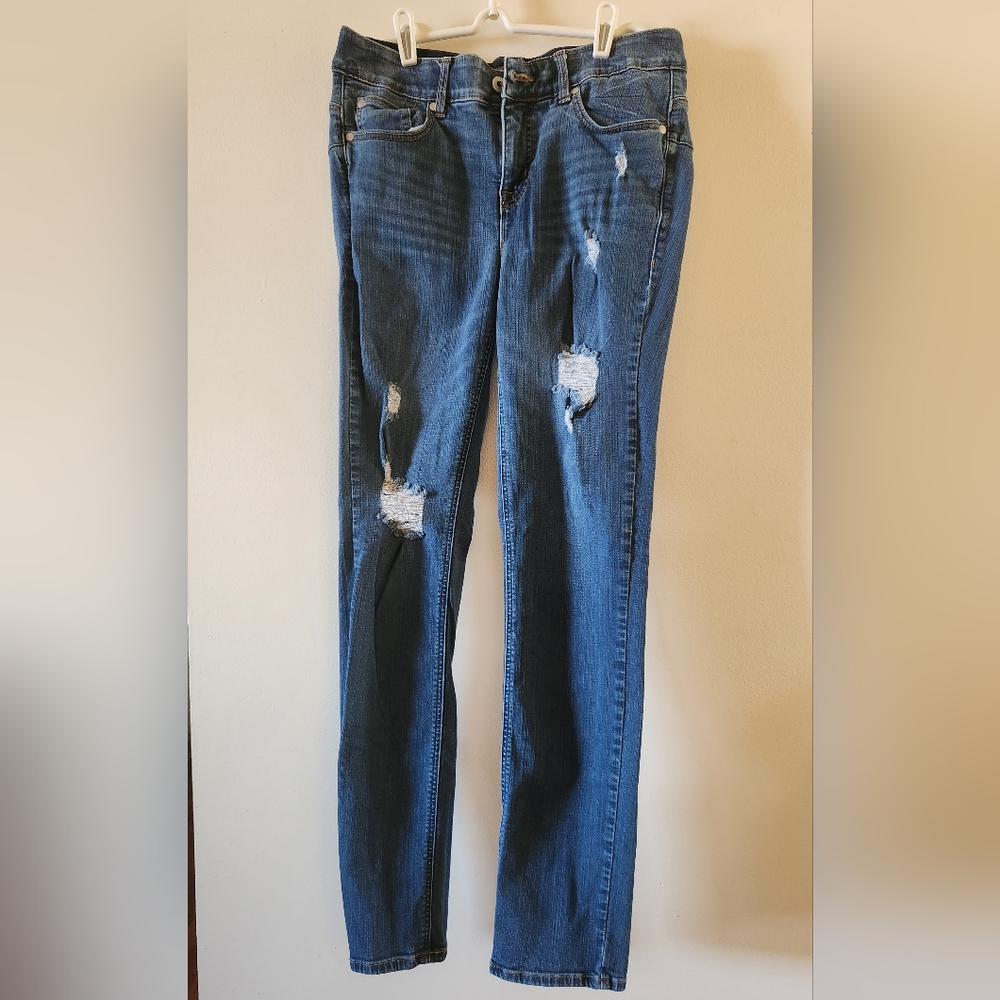 Torrid Bombshell Straight Distressed Size 12xt - image 1